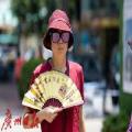 衣衫褴褛是什么意思(诗人衣衫褴褛死在花海里什么意思)